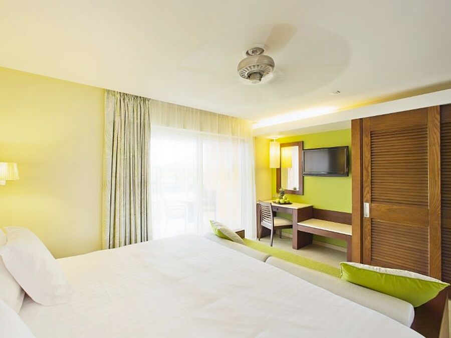 Premium Level At Barcelo Bavaro Palace Hotel Bagian luar foto